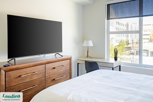 Building Photo - 357 E 500 S