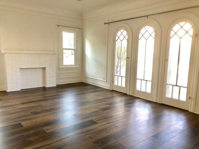Building Photo - 4718 Dockweiler St