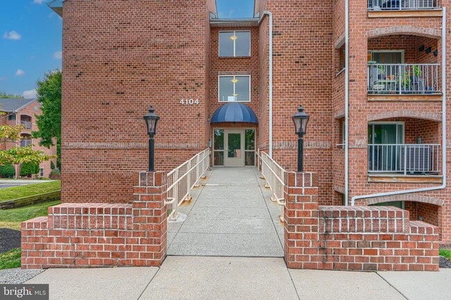 Building Photo - 4104 Chardel Rd