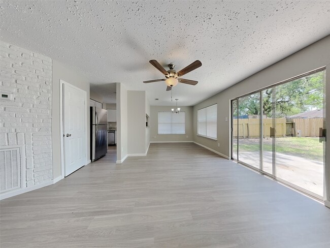 Building Photo - 12219 Lennox Gardens Dr