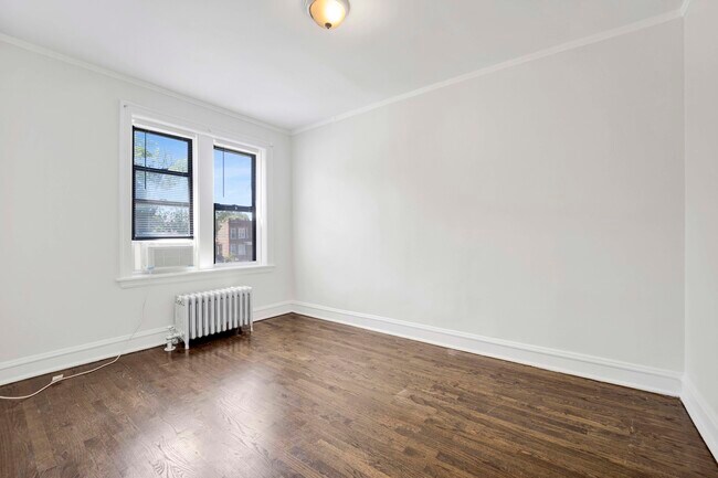 Building Photo - 4406 W Altgeld St