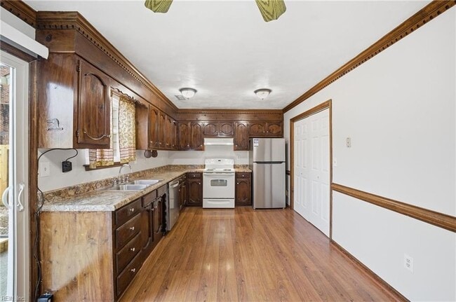 Building Photo - 725 Mill Landing Rd