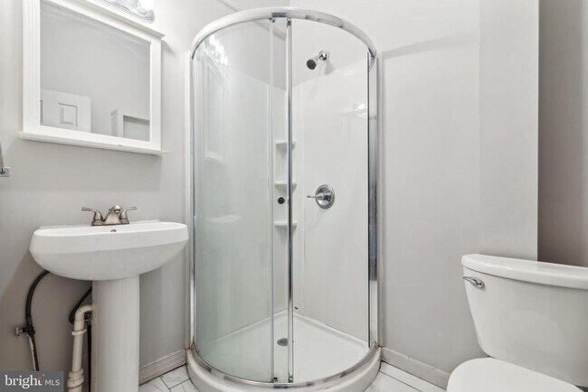 Building Photo - 2305 N College Ave