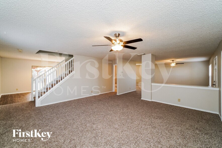 Building Photo - 1618 Richland Hills Dr