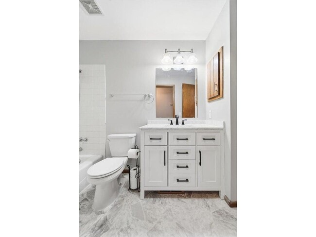 Building Photo - 9523 Hartford Cir