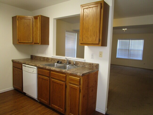 Building Photo - 3540 Prescott Dr