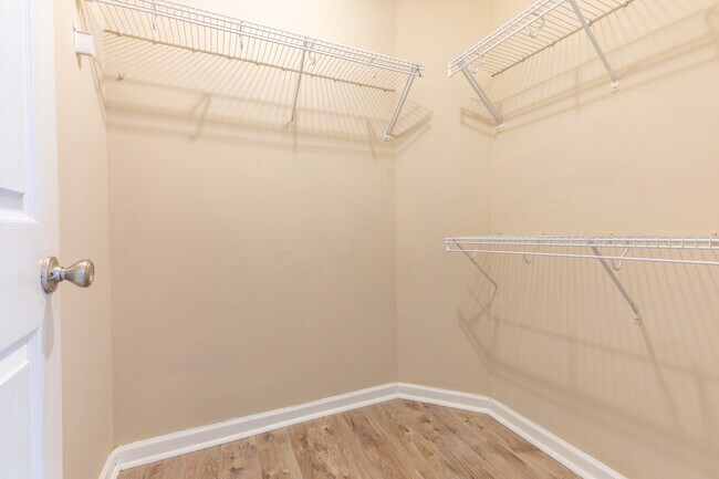 Building Photo - 413 Spurlin Ct