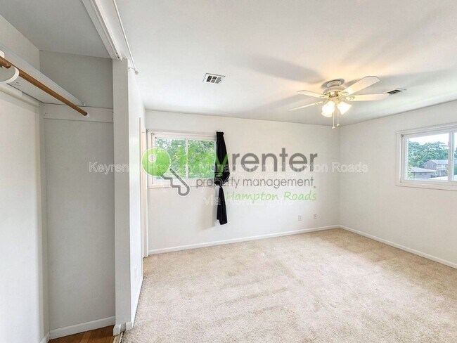 Building Photo - 608 Charlton Dr