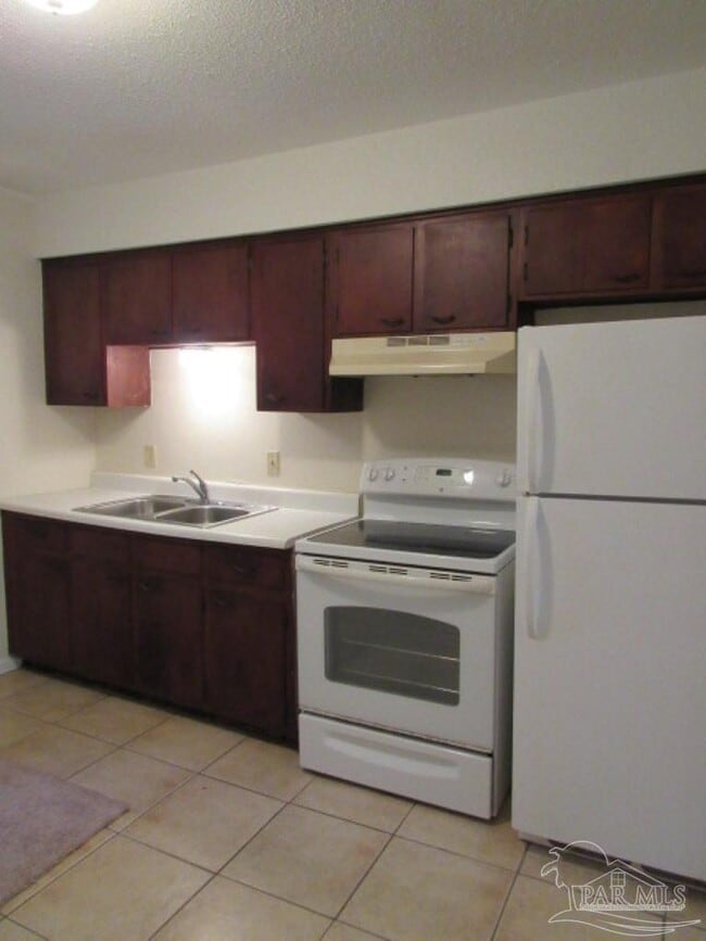 Building Photo - 3606 Chaffin St