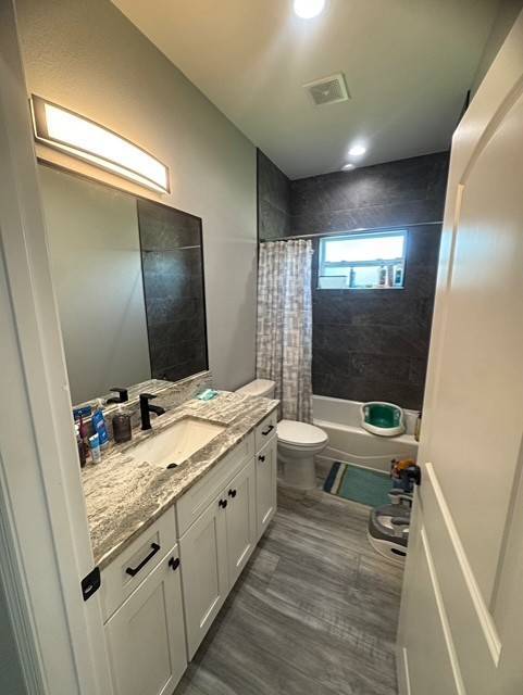 Building Photo - 3121 Vista Brook Dr