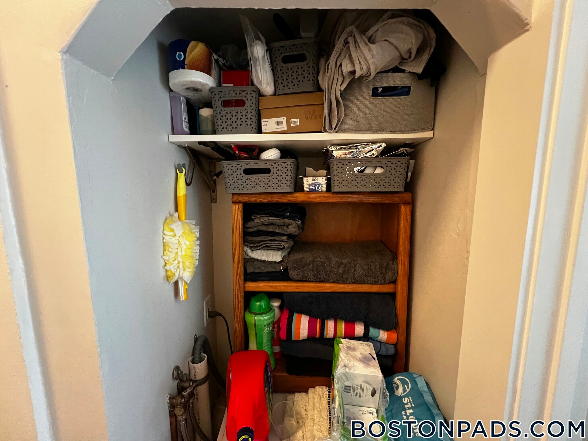 Building Photo - 114 Willow St