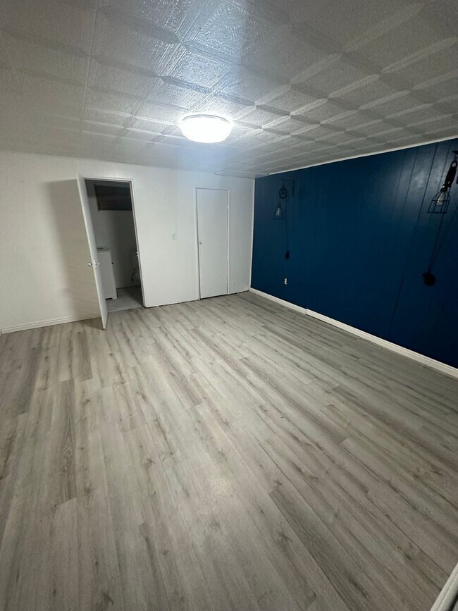 Building Photo - Christmas on Us! 2 Bed 2 Bath Home in Clearfield + $1000 Amazon Gift Card