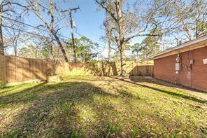 Building Photo - 211 Pine Shadow Dr
