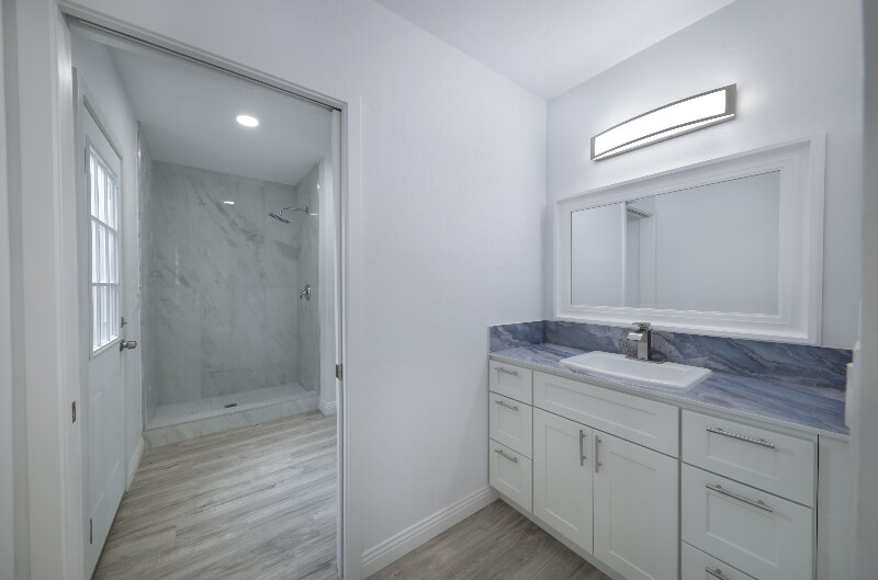 Building Photo - 501 Magnolia Ave