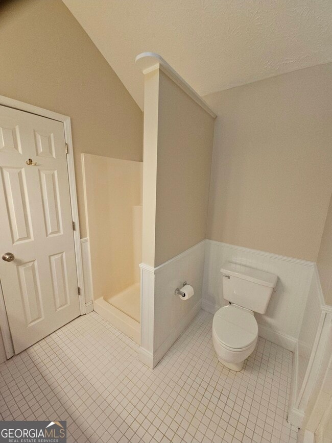 Building Photo - 102 Sauterne Way