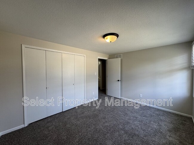 Building Photo - 6302 Papago Ct