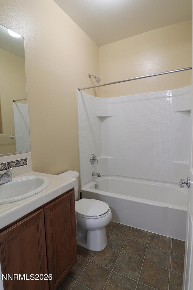 Building Photo - 10890 Serratina Dr