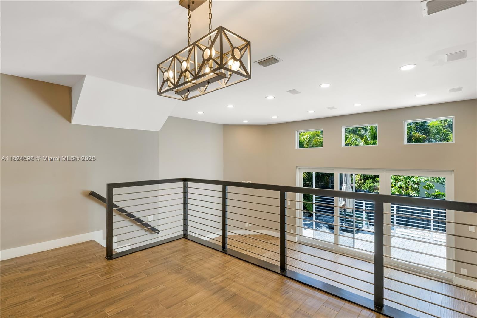 Building Photo - 1707 E Las Olas Blvd