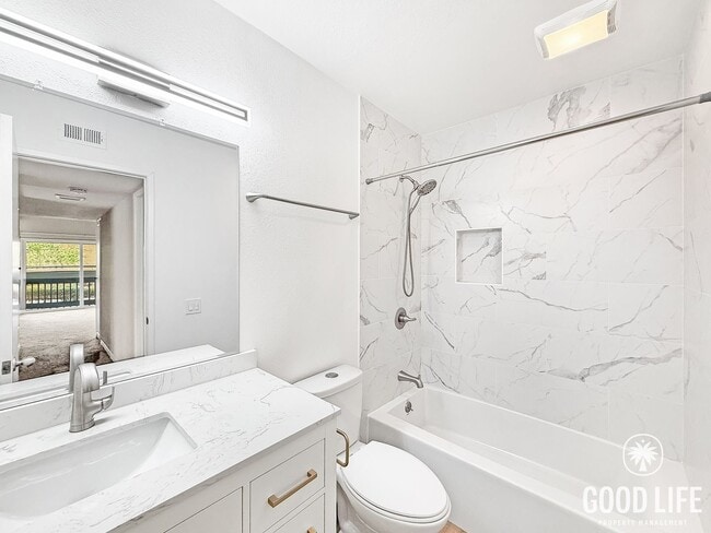 Building Photo - Beautiful 3B/2BA Condo in Rancho Bernardo for Rent!