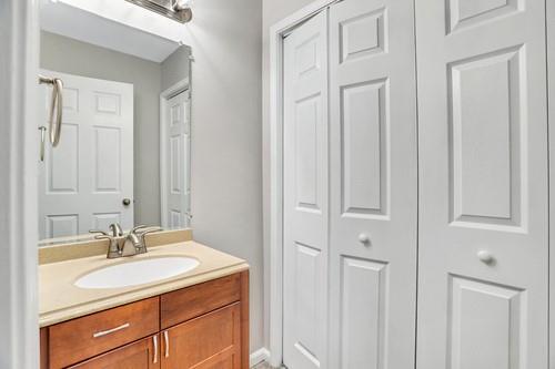 Building Photo - 4358 Bridle Path Ct