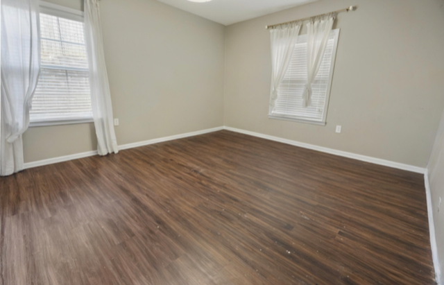 Building Photo - 202 McKenna Cir