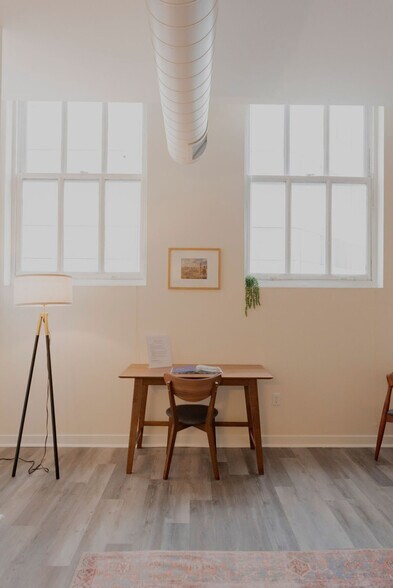 Building Photo - 50 N Illinois St