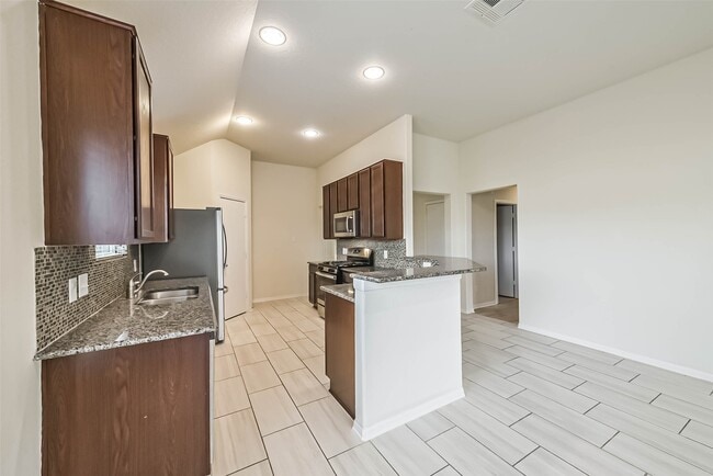 Building Photo - 2630 Zephyr Ln