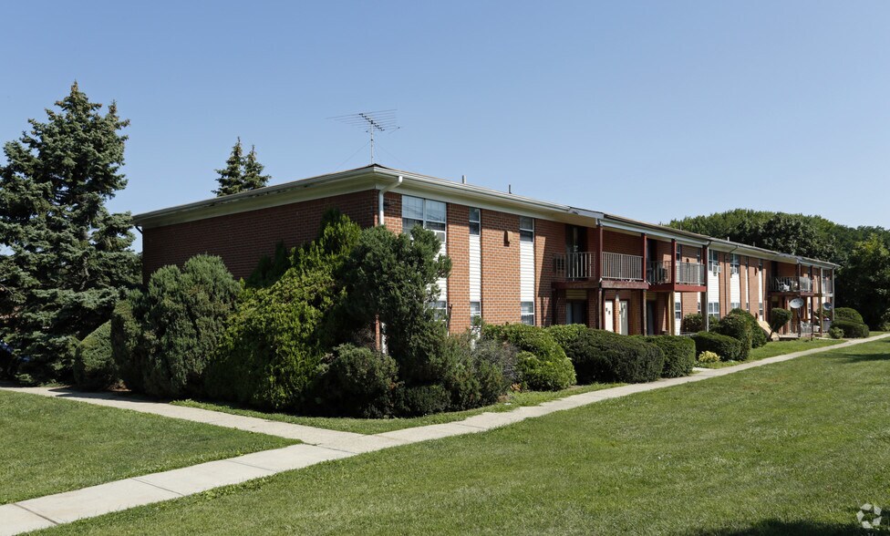 Tov Manor 80 Phelps Ave New Brunswick NJ 08901 Apartment Finder