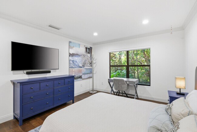 Building Photo - 2835 Polo Island Dr