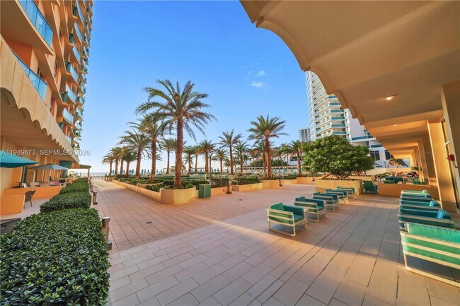 Building Photo - 2501 S Ocean Dr