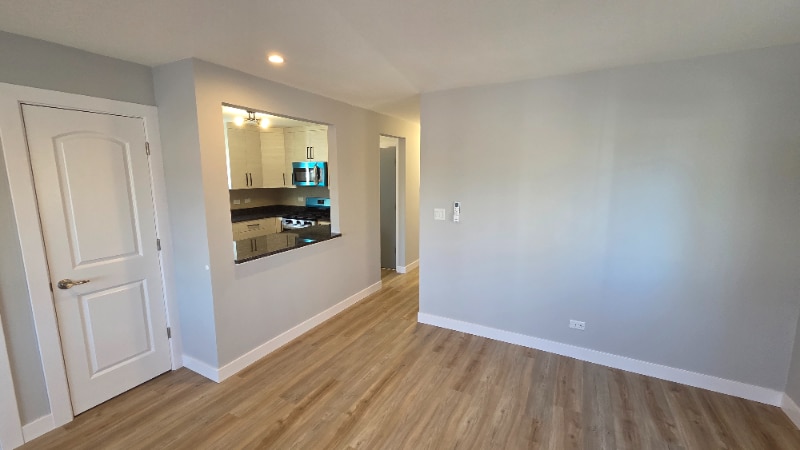 Building Photo - 8023 W Churchill Ave