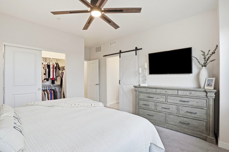 Building Photo - 6793 Navajo Way