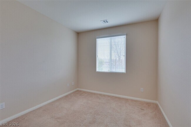 Building Photo - 85 Avenza Dr