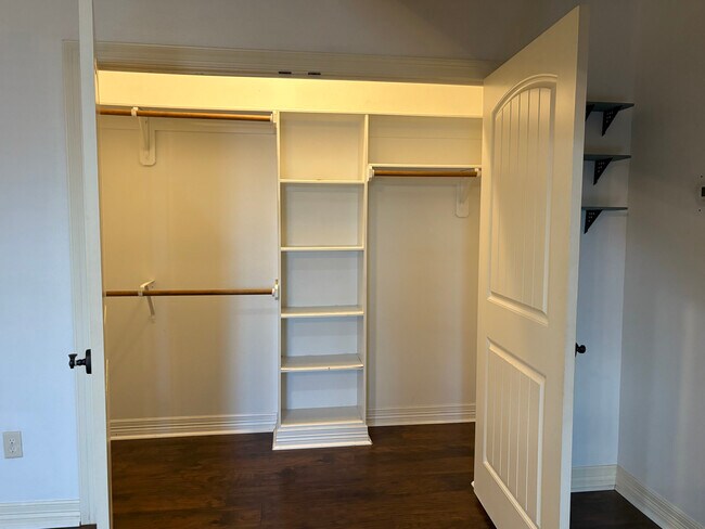Building Photo - 3585 Canyon Ln