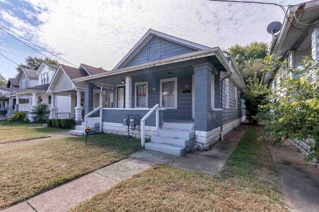 Building Photo - 730 M St