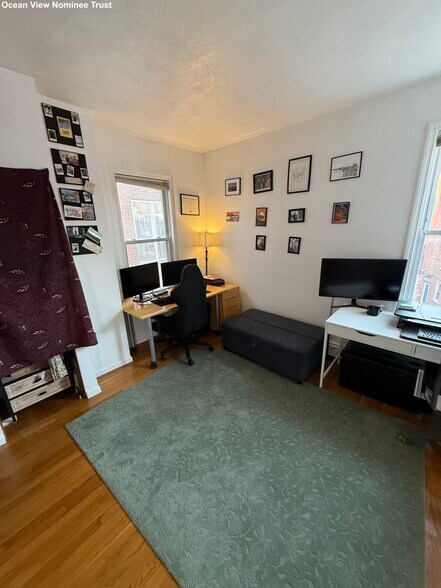 Building Photo - 25 Hanover Ave