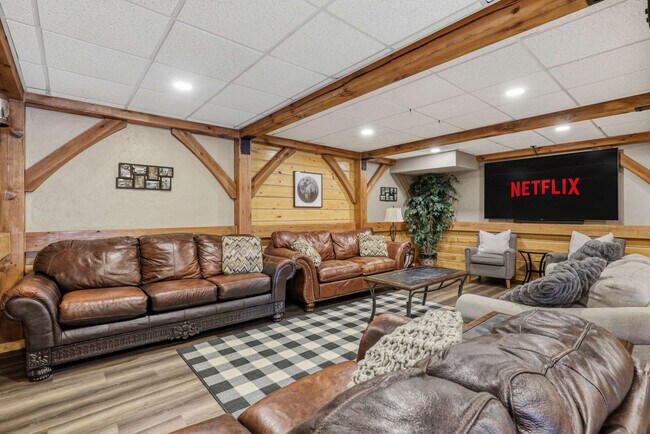 Building Photo - S3925 County Hwy BD