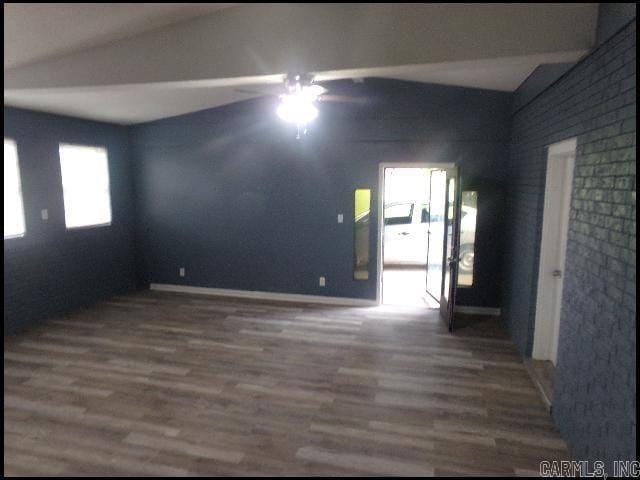 Building Photo - 2502 N Lakeview
