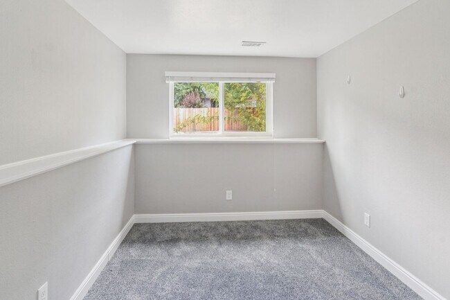 Building Photo - Charming 3BR House in Arvada