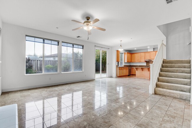 Building Photo - Magnificent home in San Bruno