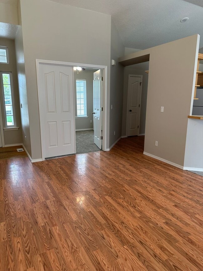 Building Photo - $1,895. - Coming soon! 4 Bed, 2 Bath with ...