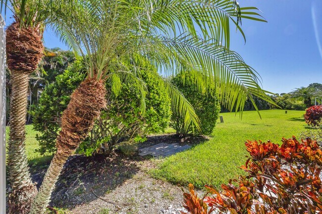 Building Photo - 796 Tartan Dr