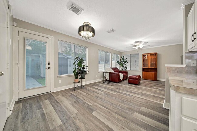Building Photo - 6202 Spruce Bough Ct