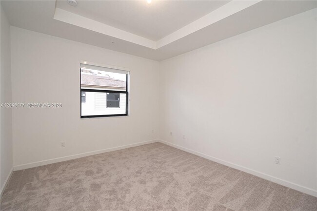 Building Photo - 270 SW 159th Pl