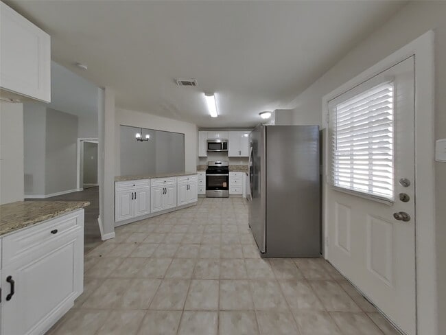 Building Photo - 21476 Palace Pines Dr