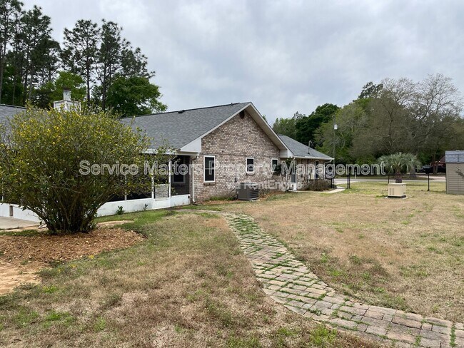 Building Photo - 6274 Robinhood Rd