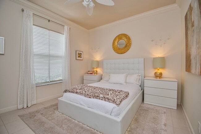 Building Photo - 7916 Montecito Pl