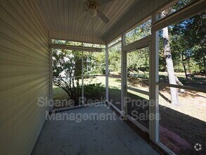 Building Photo - 458 Planters Trace Dr