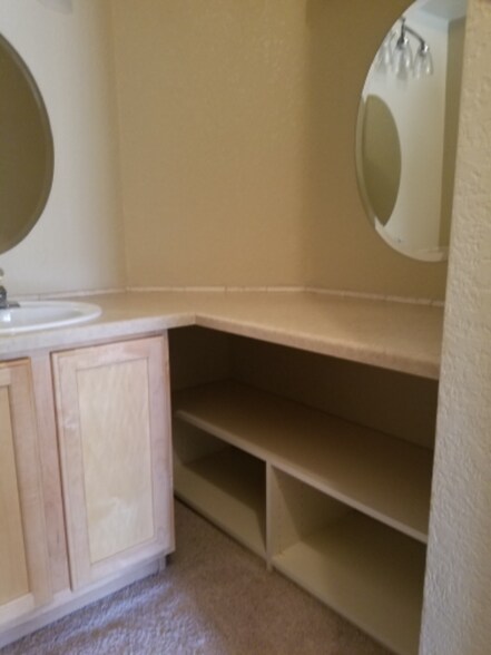 Building Photo - 9212 E Arbor Cir