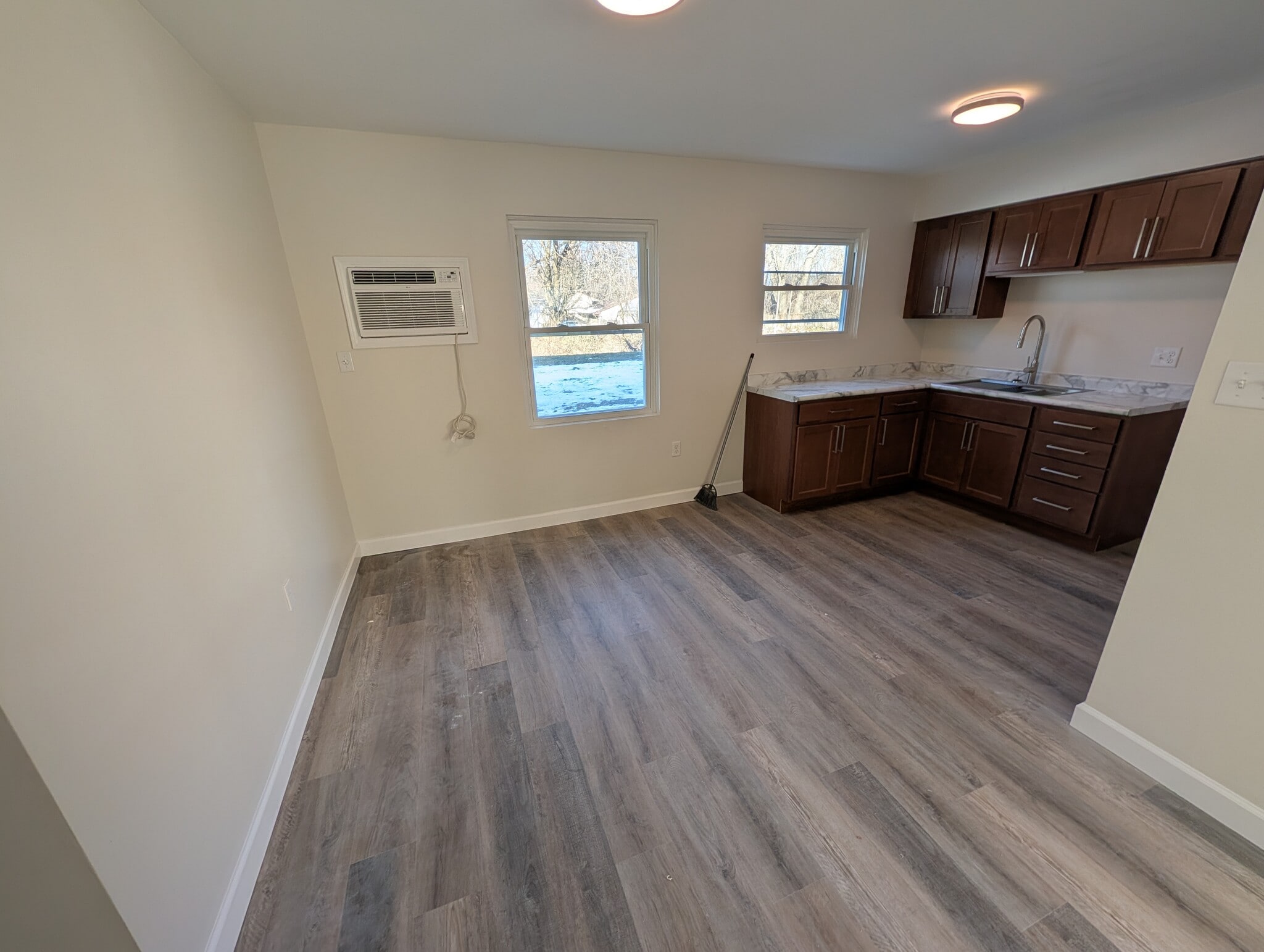 Building Photo - 1213 N Indiana St